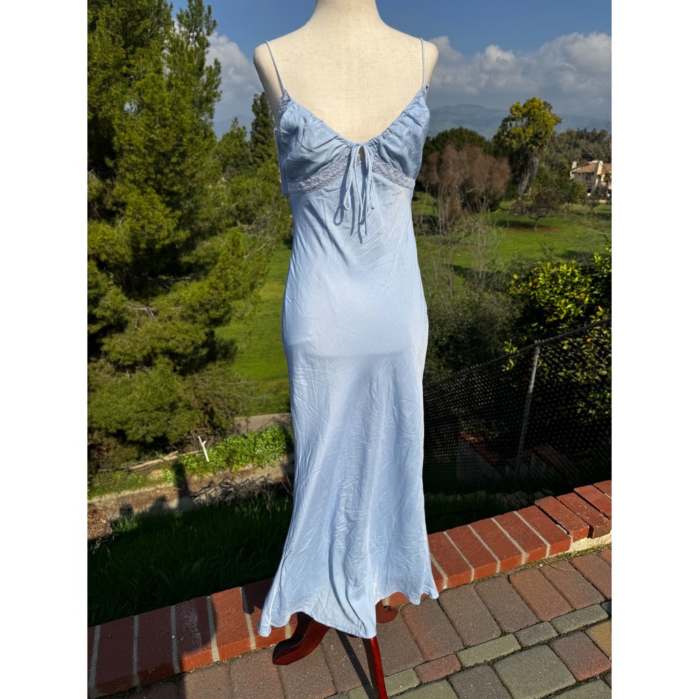 Princess Polly Slip Dress Baby Blue Spaghetti Strap Maxi Satin Lace Trim
Size 6 - Picture 4 of 9
